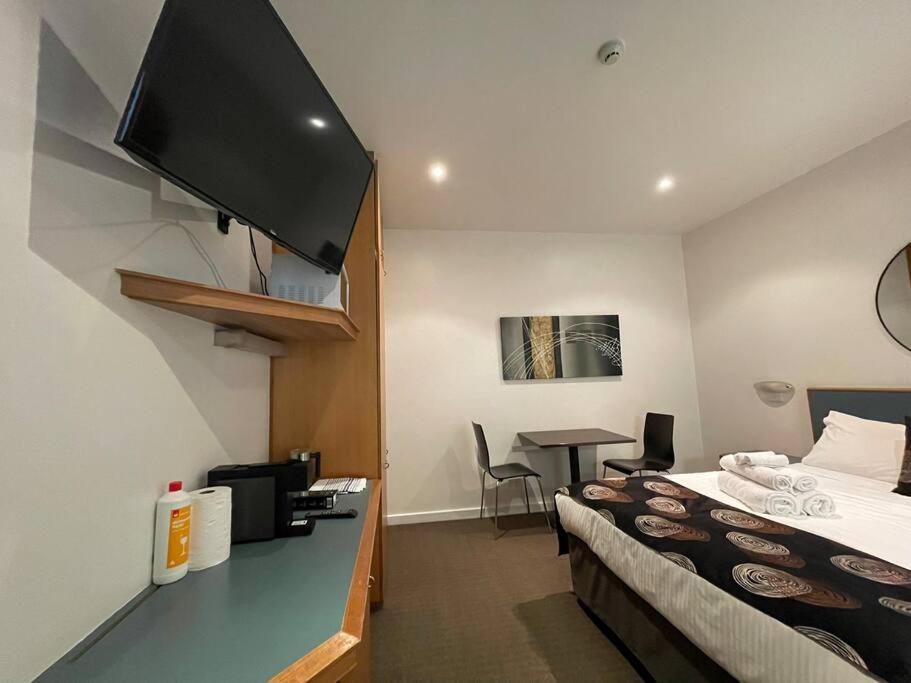 Apartment 427/247 Gouger St Ex In